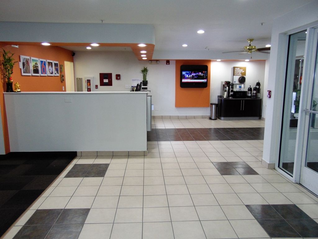 Motel 6 Marysville South Ca Interior photo
